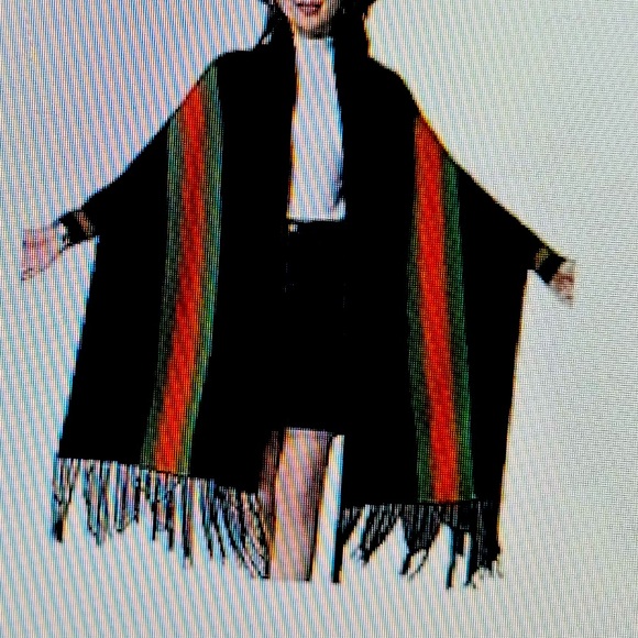 GG designer inspired Cape Shawl Cardigan Wrap Poncho with fringe trim black - Picture 1 of 8